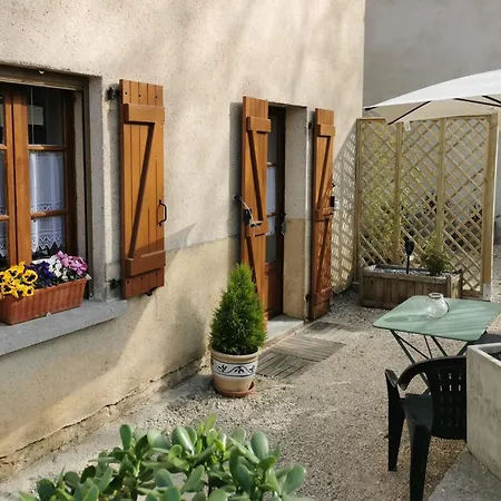 Apartment Le De Josephine