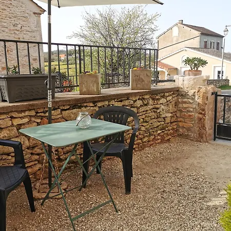 Le De Josephine Apartment